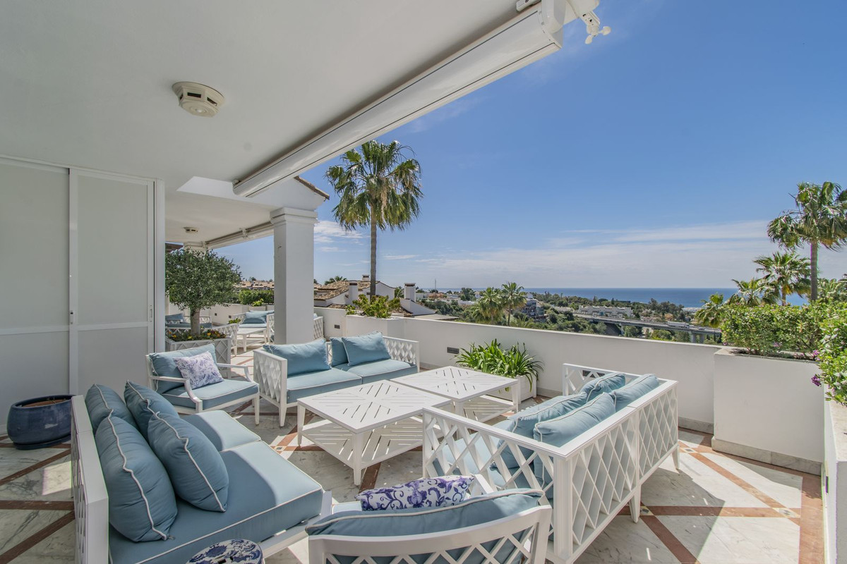 Gran piso de 4 dormitorios en Sierra Blanca, Marbella Luxurious 4 bedroom apartment in Sierra Blanca, Marbella Apartament de lux cu 4 dormitoare în Sierra Blanca, Marbella Appartement de luxe avec 4 chambres a Sierra Blanca, Marbella