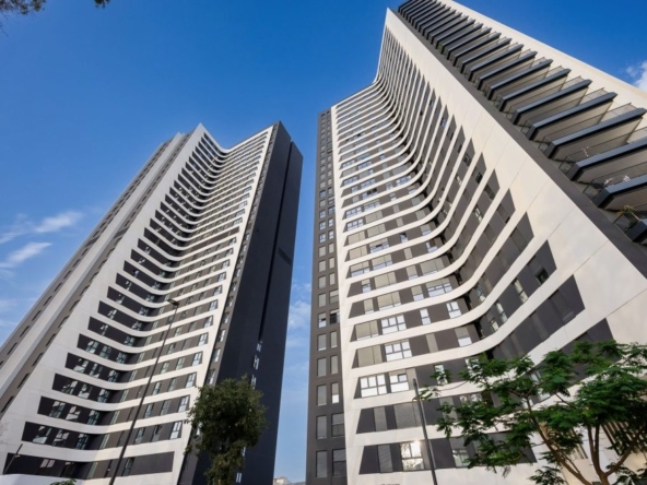 Piso moderno de 2 dormitorios en Malaga Elegant 2-bedroom apartment in Malaga Apartament elegant cu 2 dormitoare în Malaga Élégant appartement 2 chambres à Malaga