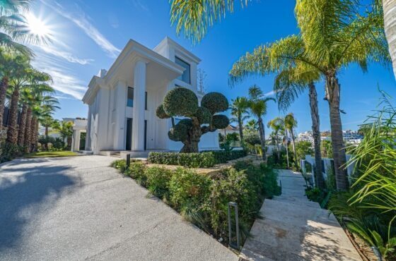 6 Bedroom Villa in Lomas de Marbella Club