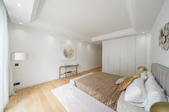 6 Bedroom Villa in Lomas de Marbella Club