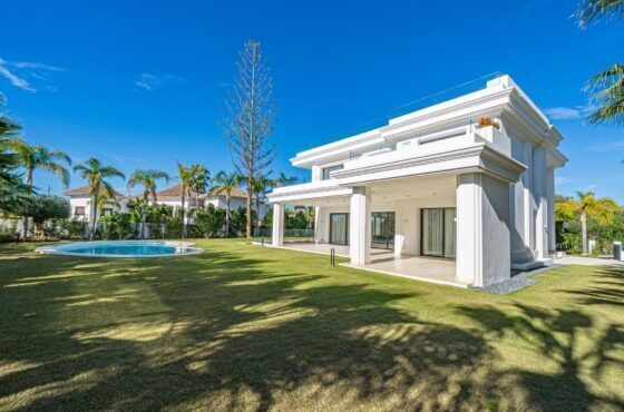 6 Bedroom Villa in Lomas de Marbella Club