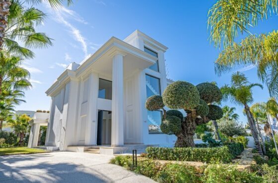 6 Bedroom Villa in Lomas de Marbella Club