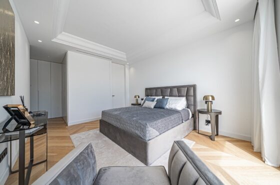 6 Bedroom Villa in Lomas de Marbella Club