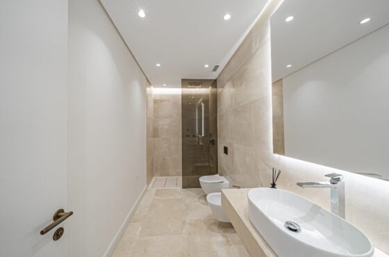 6 Bedroom Villa in Lomas de Marbella Club