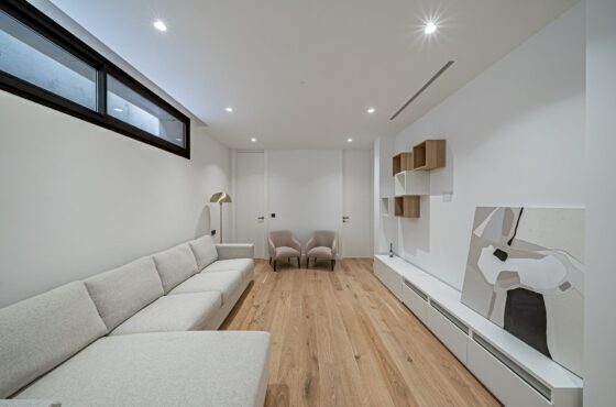 6 Bedroom Villa in Lomas de Marbella Club