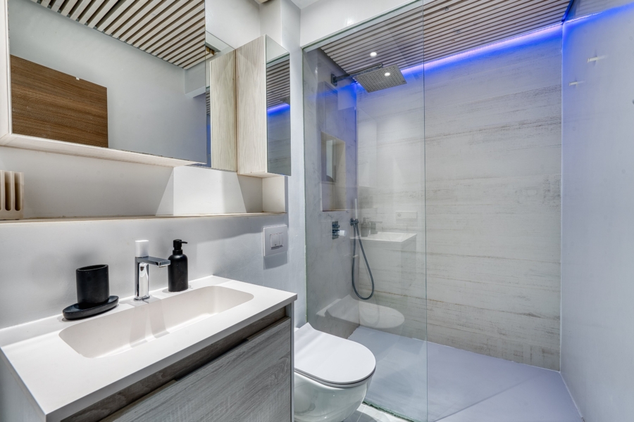 Exclusive 2-Bedroom Apartment in Puerto Banús