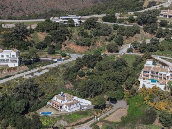 Exceptional 2,296 m² plot in Monte Mayor