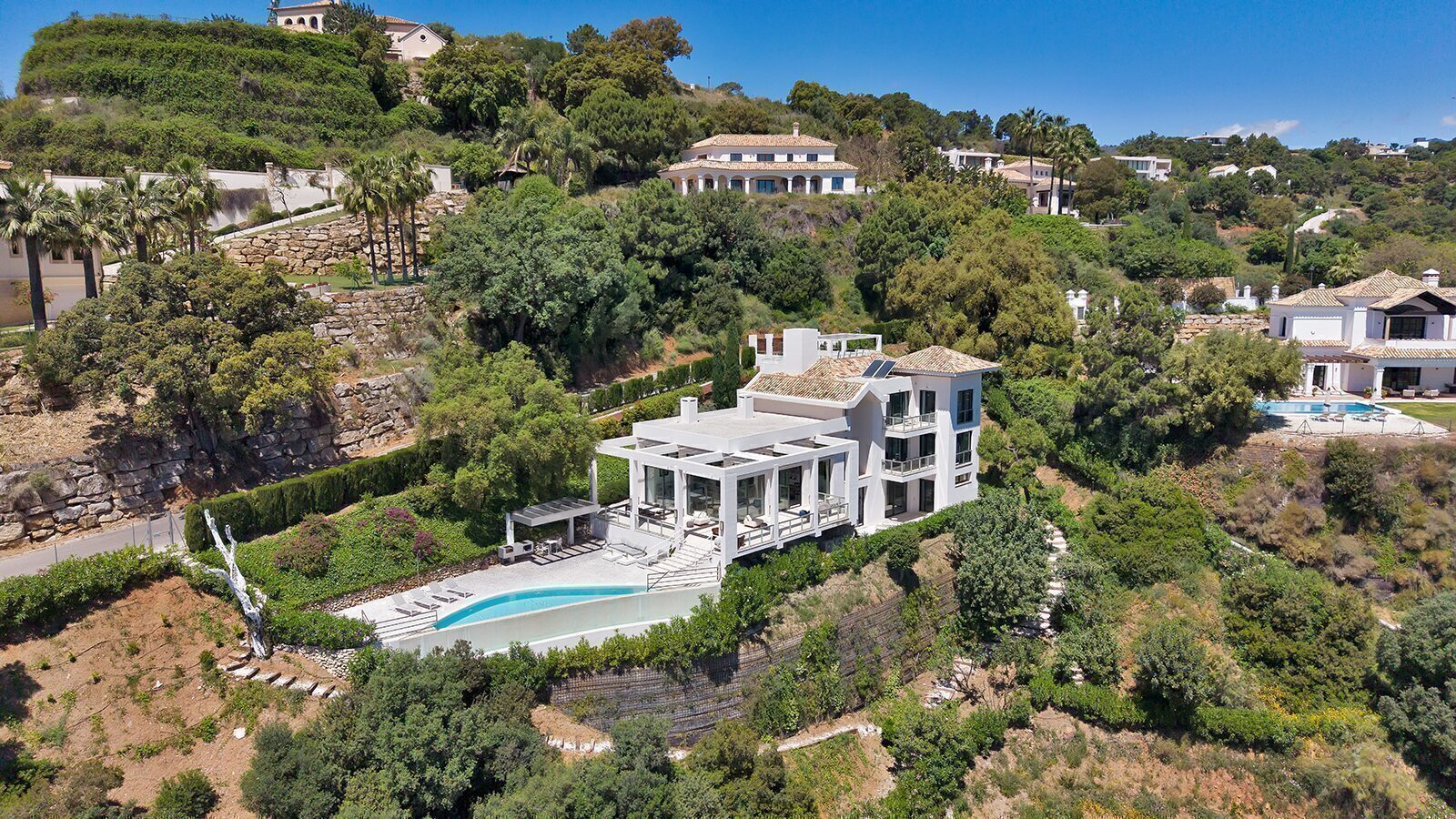 5 Bedroom Luxury Villa in Monte Mayor