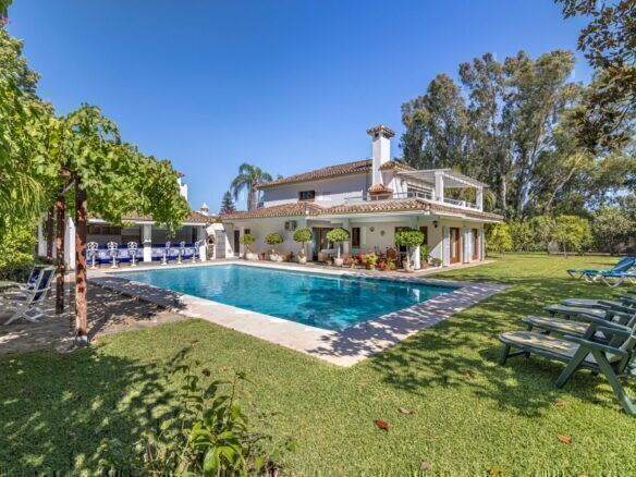 5 Bedroom Villa in The New Golden Mile