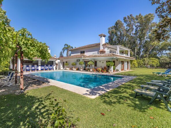 5 Bedroom Villa in The New Golden Mile