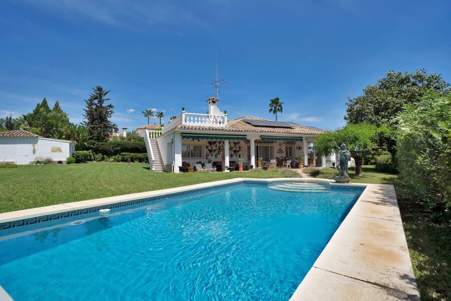 4 Bedroom Villa in El Pilar, El Paraiso