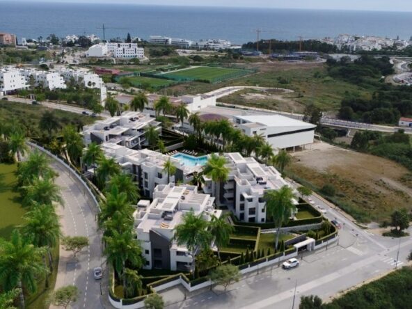 2 Bedroom Apartments in Arroyo de Enmedio