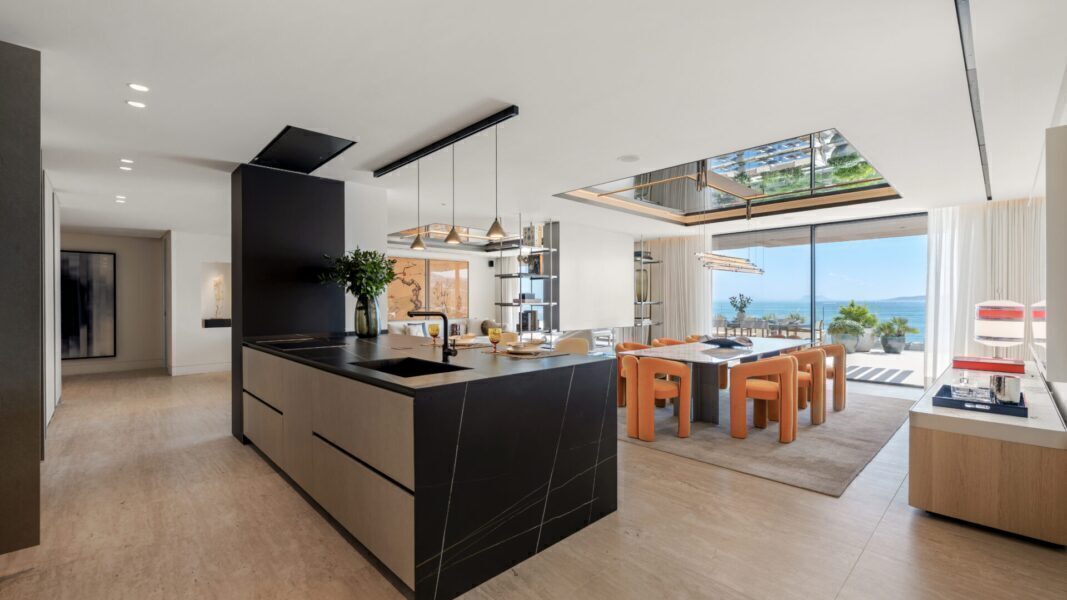 4 Bedroom luxury residence in Estepona