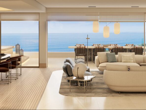 4 Bedroom Luxury Seafront Residence in Estepona