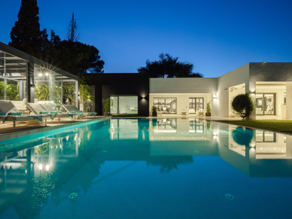 7 Bedroom Luxury Villa in Las Brisas